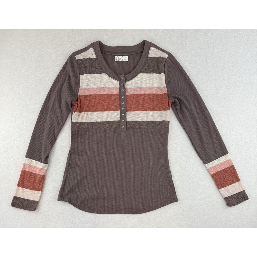 24/7 Maurices Fitted Henley Long Sleeve Tee Women's Small Brown Colorblock